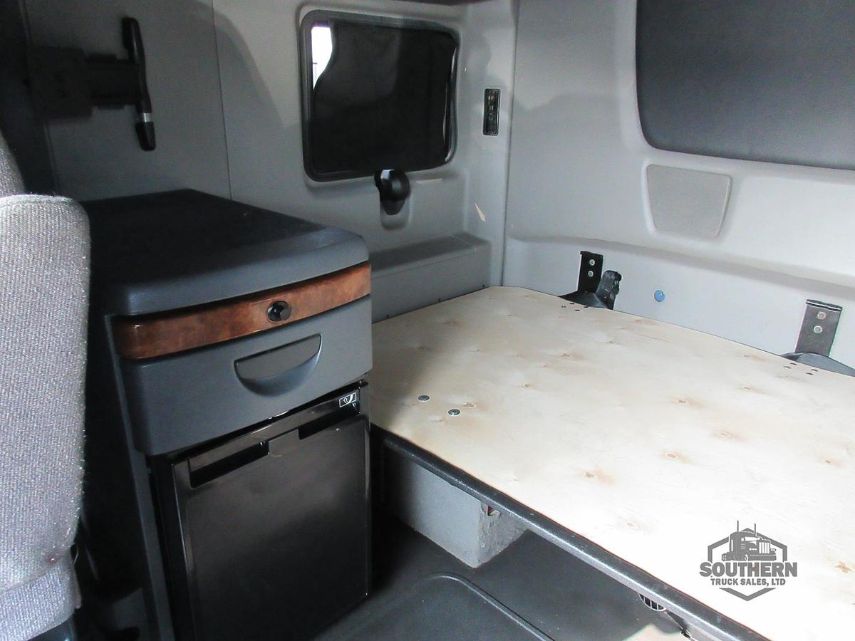 Used 2021 INTERNATIONAL LT