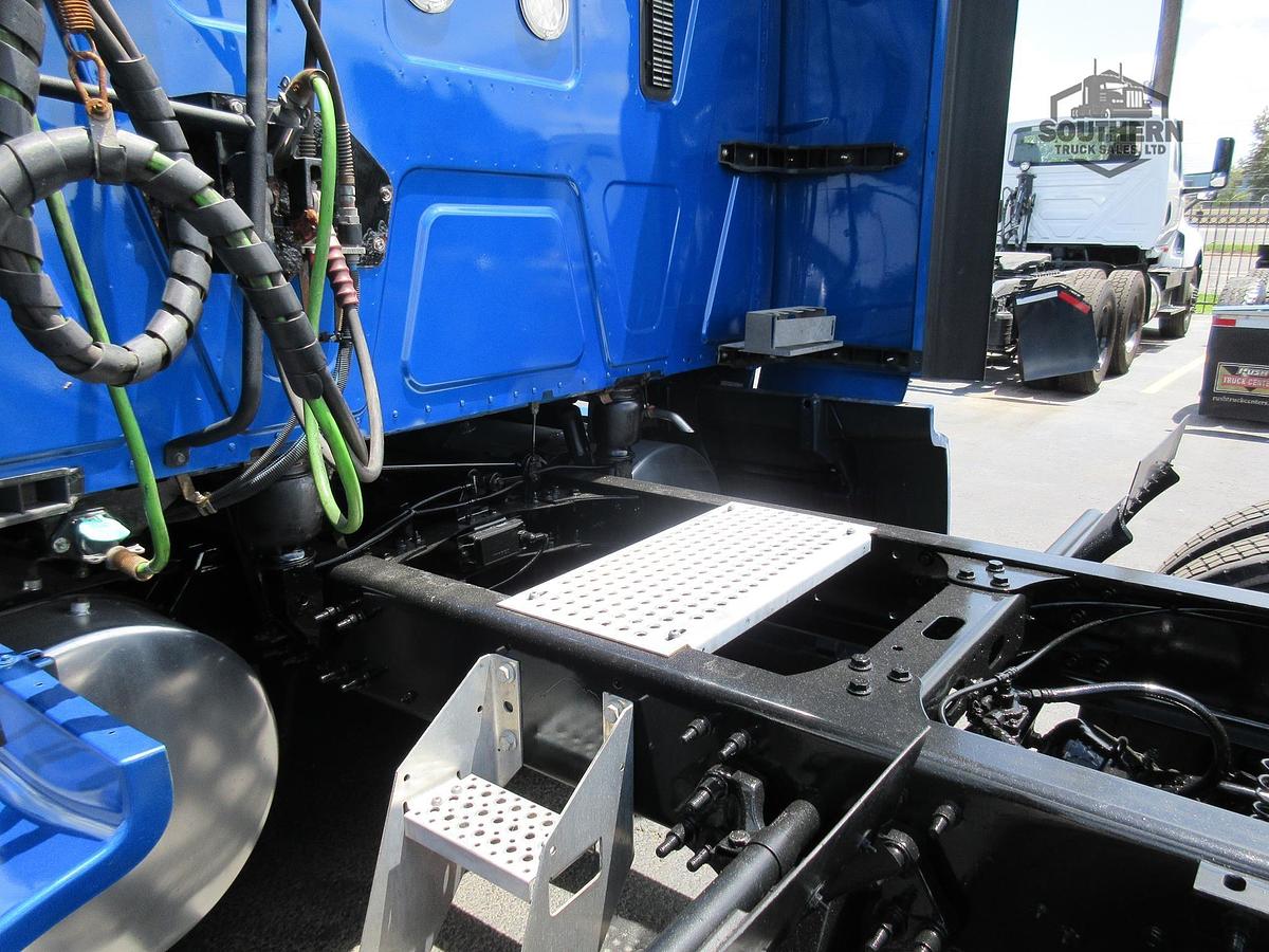 Used 2021 INTERNATIONAL LT
