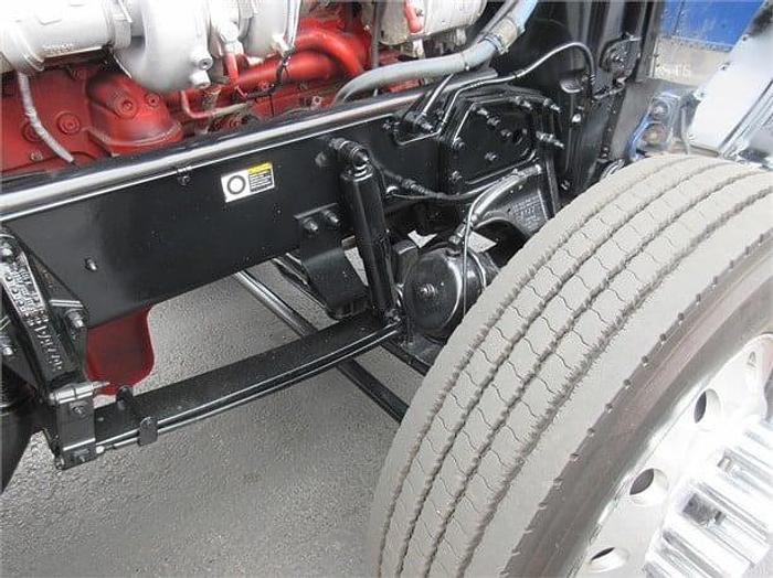 Used 2018 PETERBILT 389