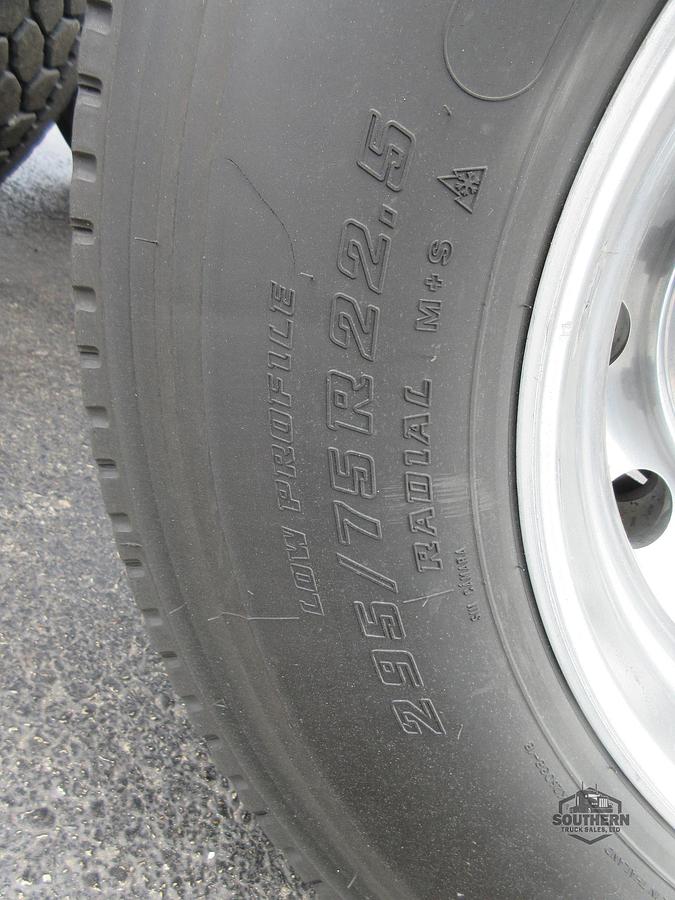 Used 2019 PETERBILT 389