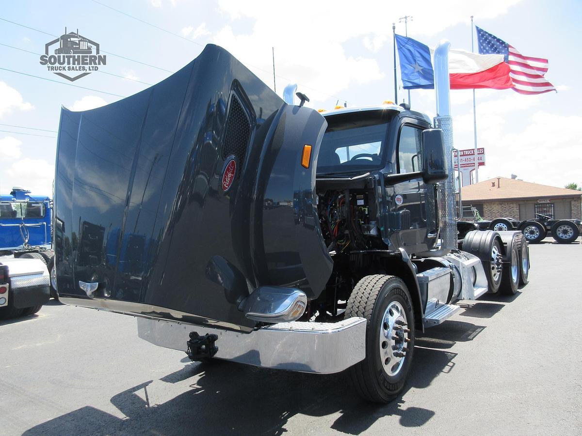 Used 2025 PETERBILT 567