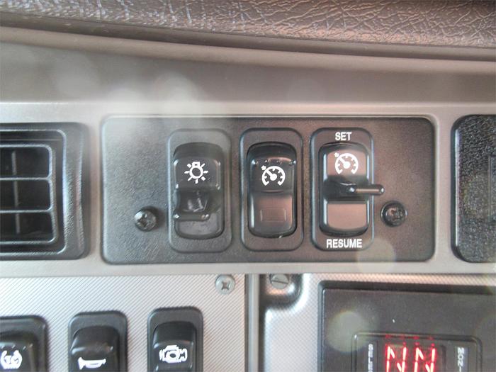 Used 2021 KENWORTH T270