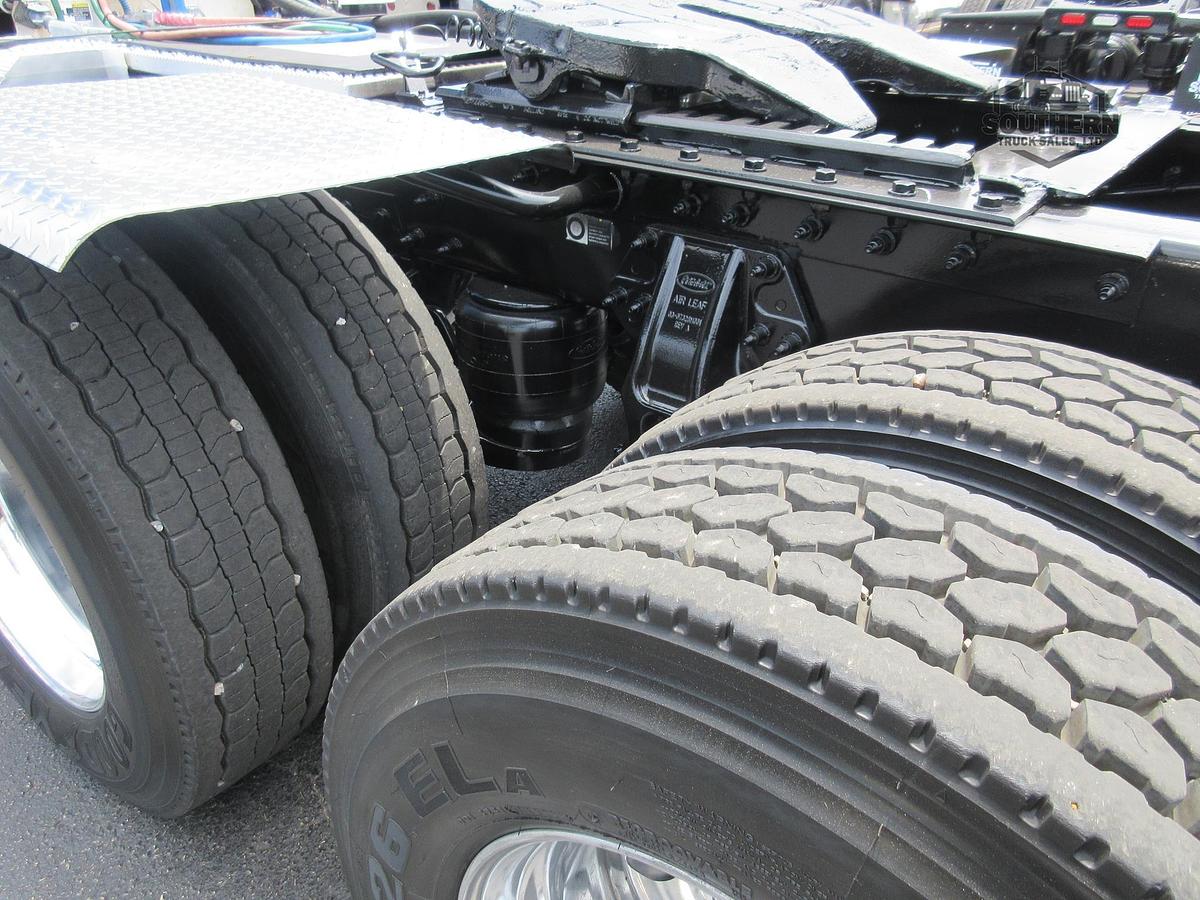 Used 2019 PETERBILT 389