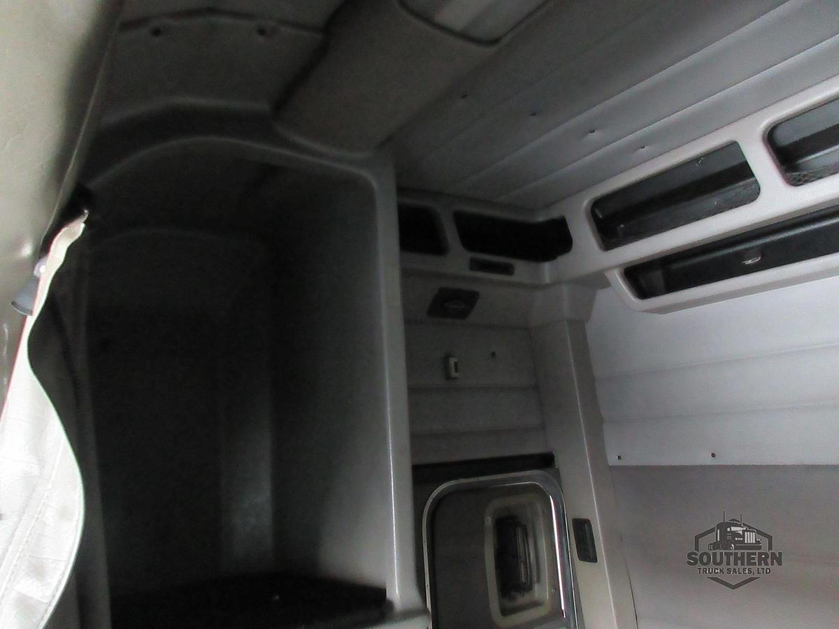 Used 2005 PETERBILT 379EXHD