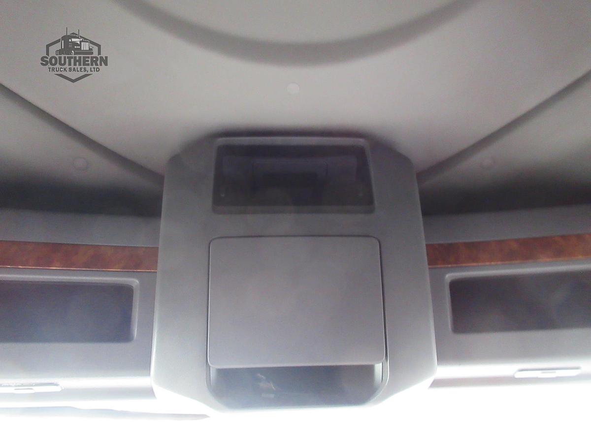 Used 2021 INTERNATIONAL LT