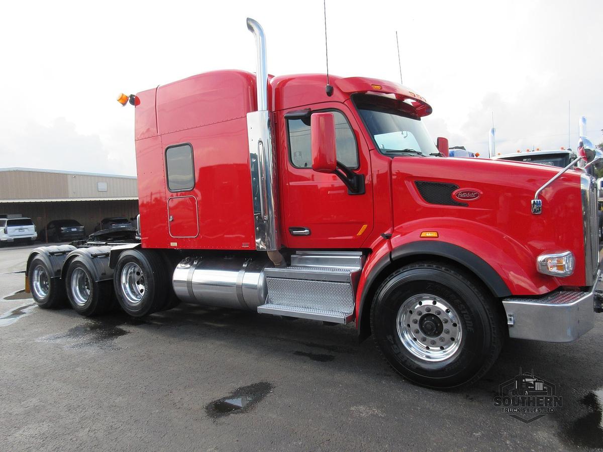 Used 2021 PETERBILT 567