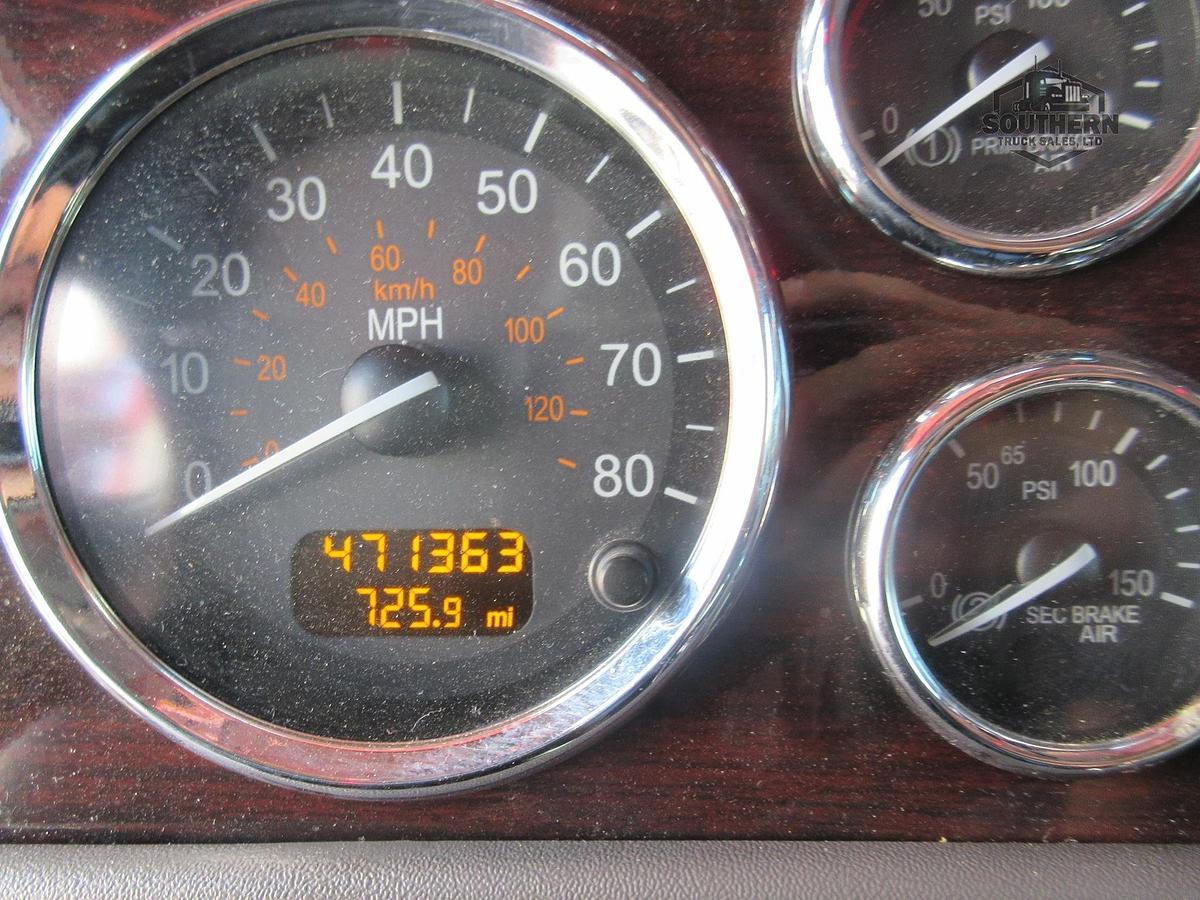 Used 2022 PETERBILT 389