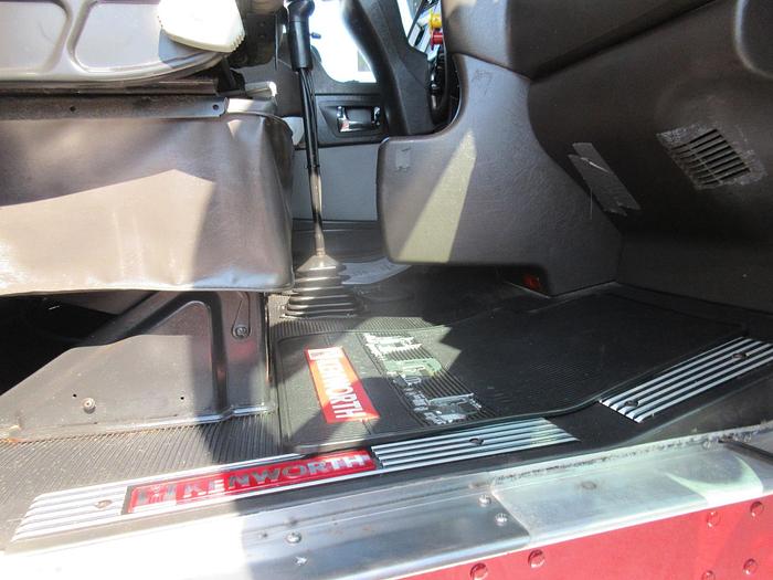 Used 2018 KENWORTH W900