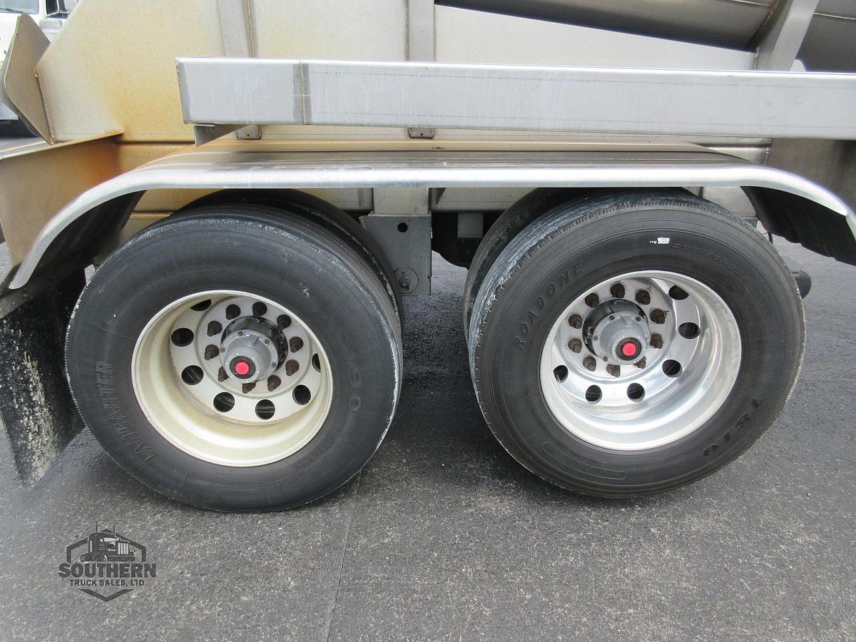 Used 2019 ACRO 5,600 gal