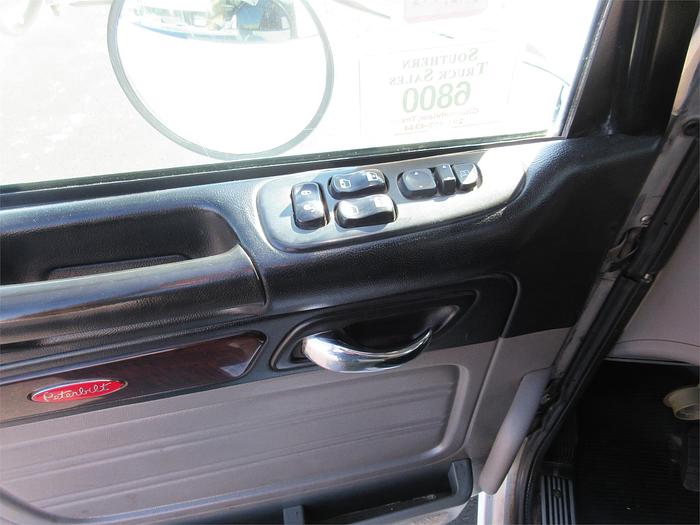 Used 2015 PETERBILT 365