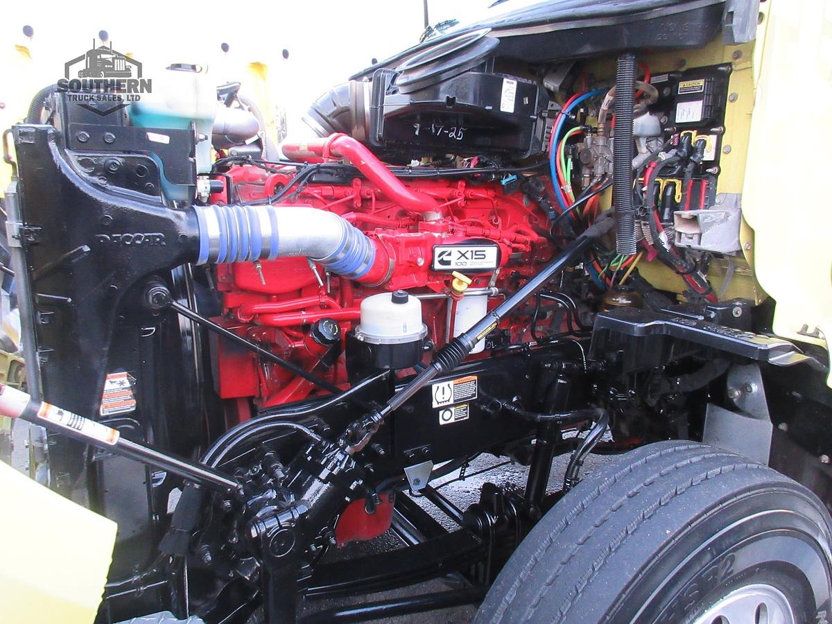 Used 2020 PETERBILT 567