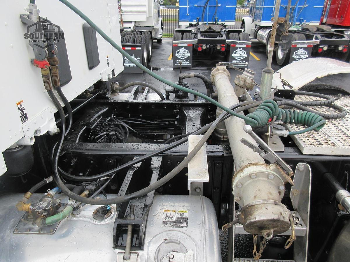 Used 2019 PETERBILT 567