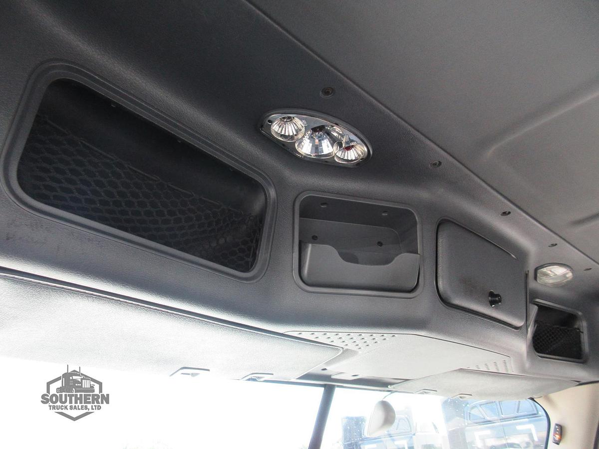 Used 2018 FREIGHTLINER CASCADIA 125