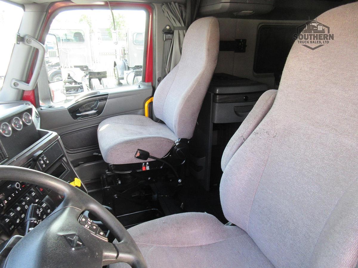 Used 2023 INTERNATIONAL LT