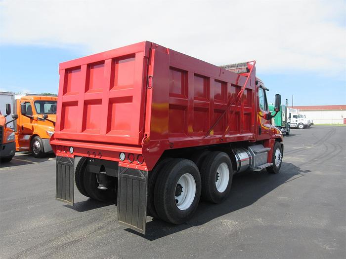 Used 2017 FREIGHTLINER CASCADIA 125