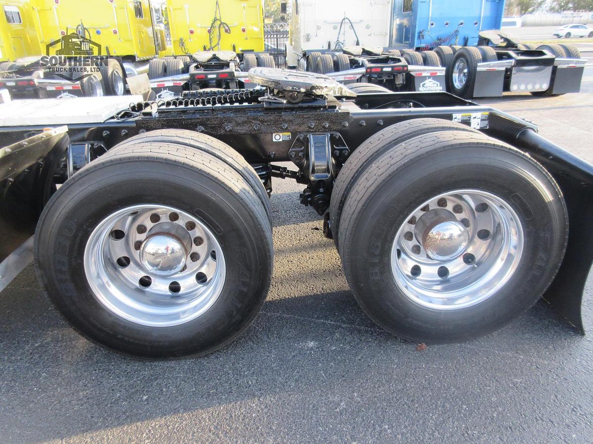 Used 2018 PETERBILT 389