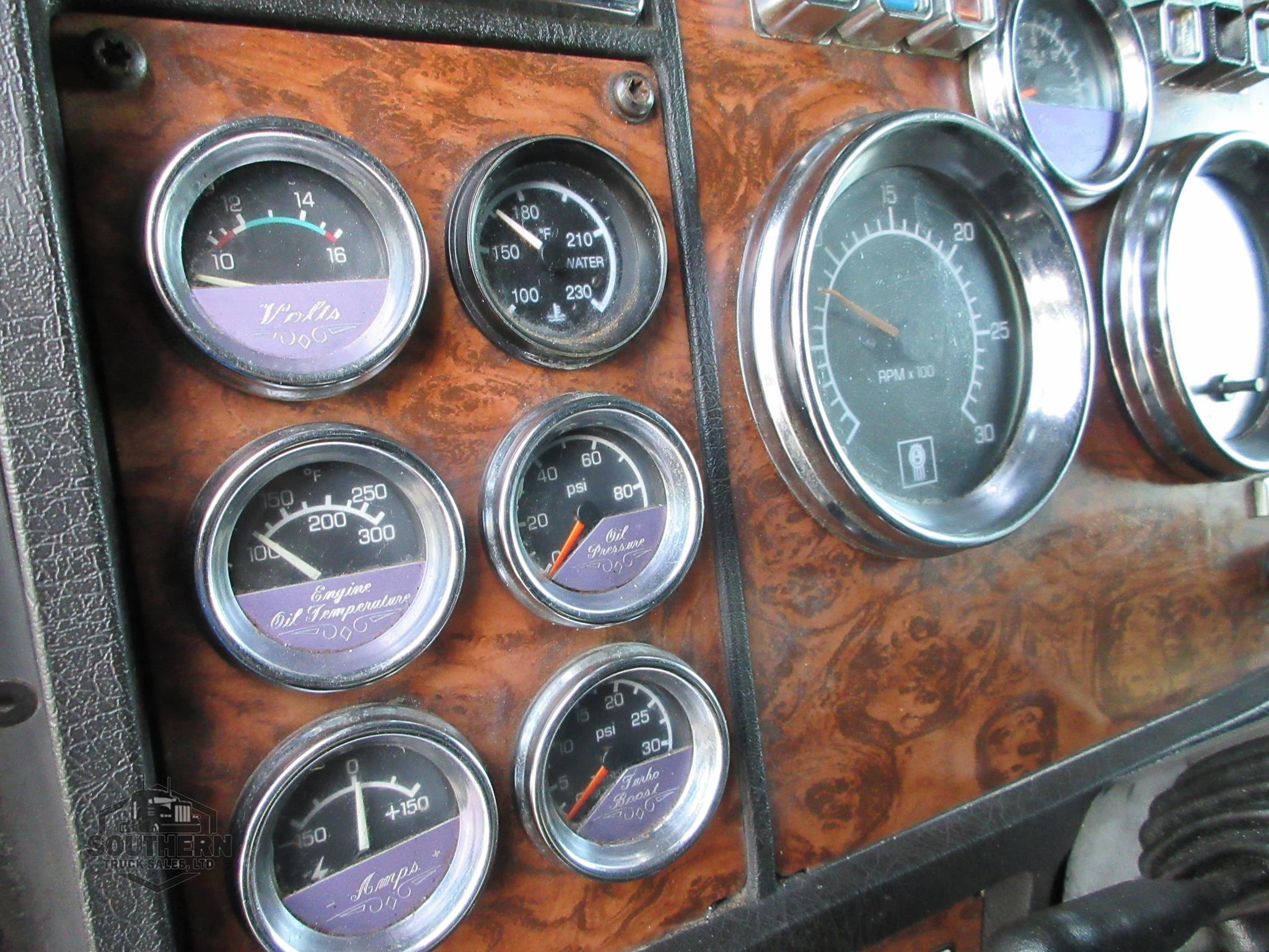 Used 1999 KENWORTH W900