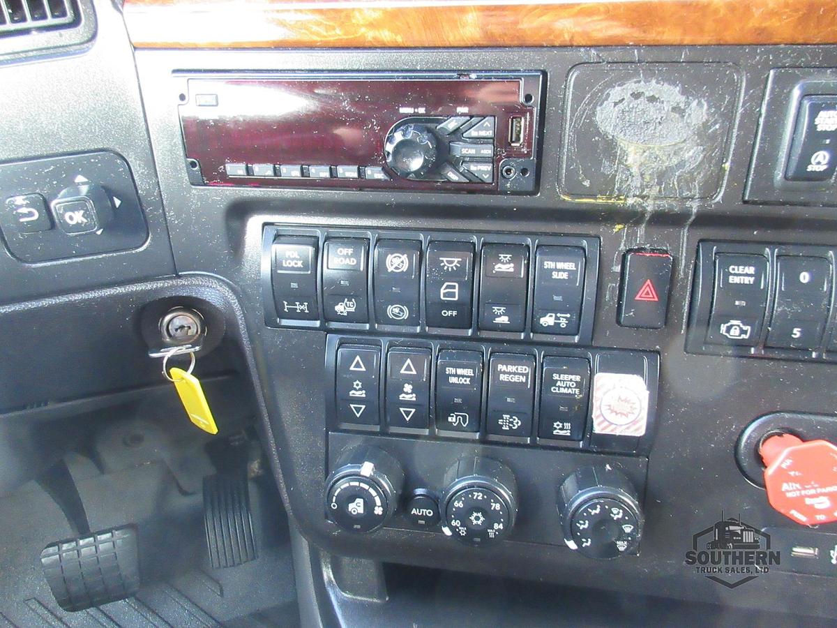 Used 2021 INTERNATIONAL LT