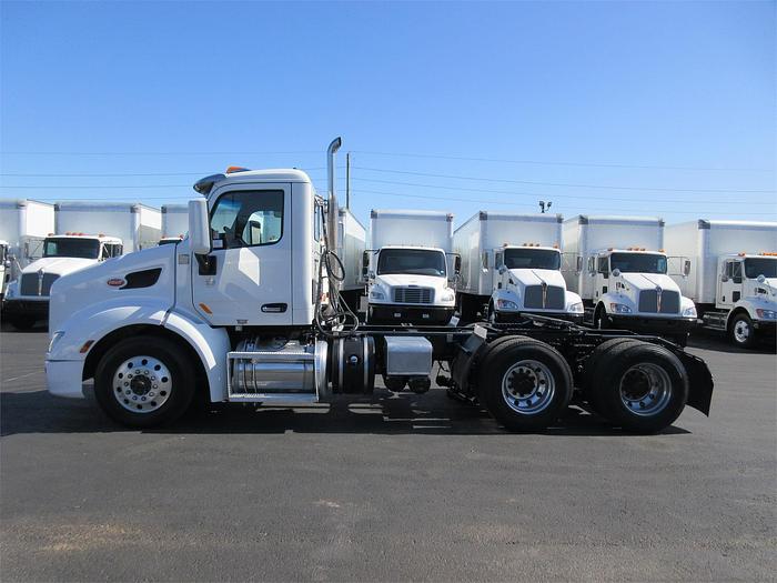 Used 2017 PETERBILT 579