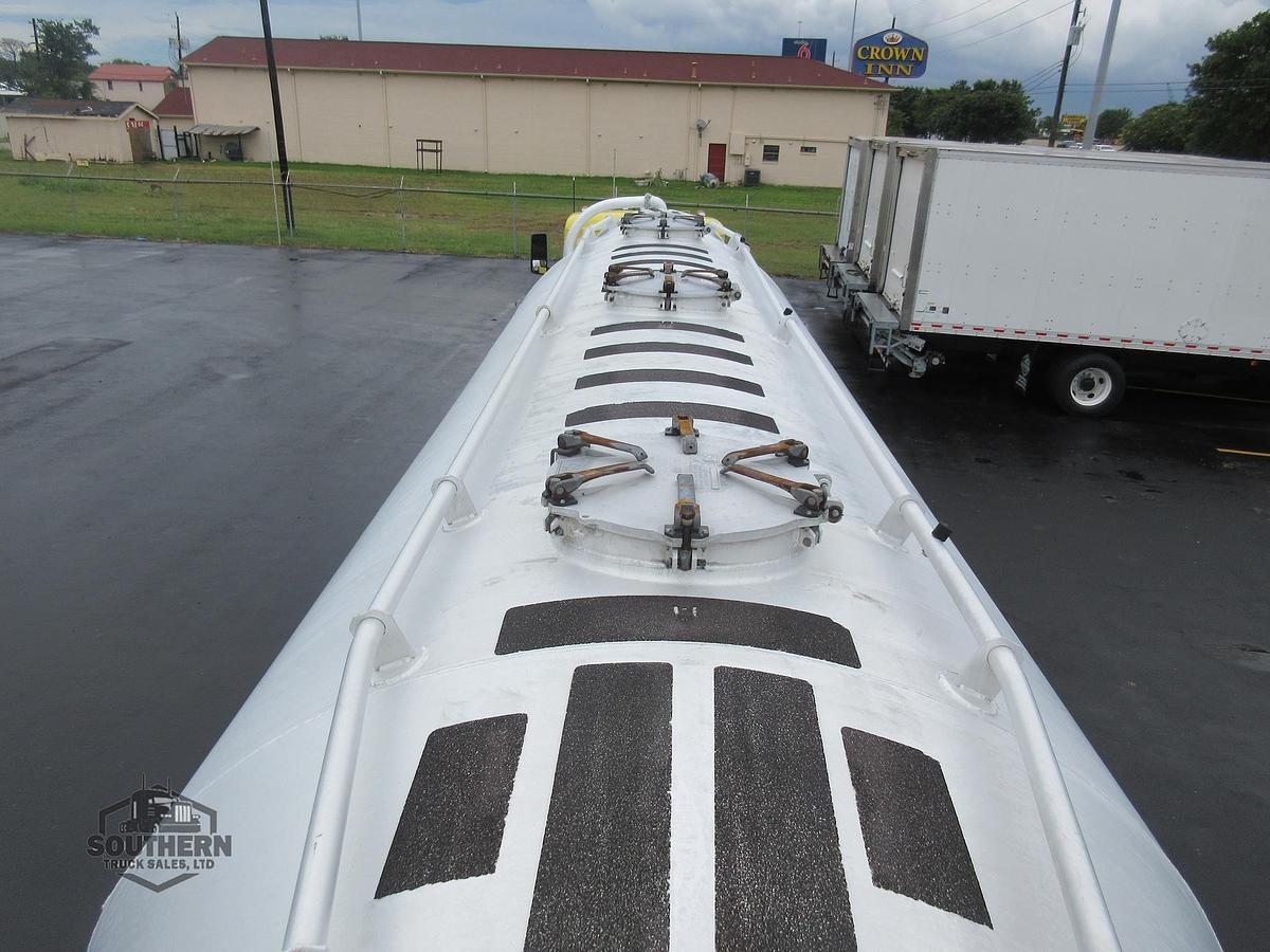 Used 2011 POLAR 42 ft