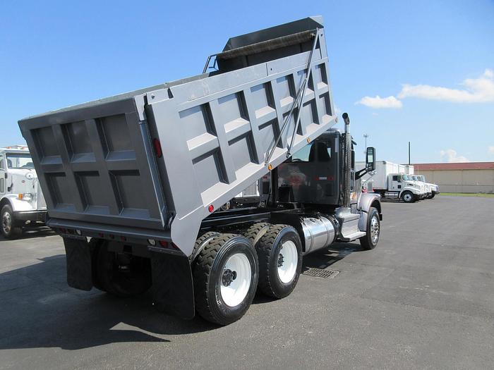 Used 2019 PETERBILT 567