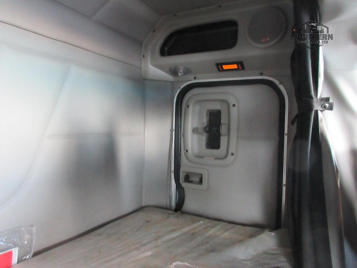 Used 2019 PETERBILT 567