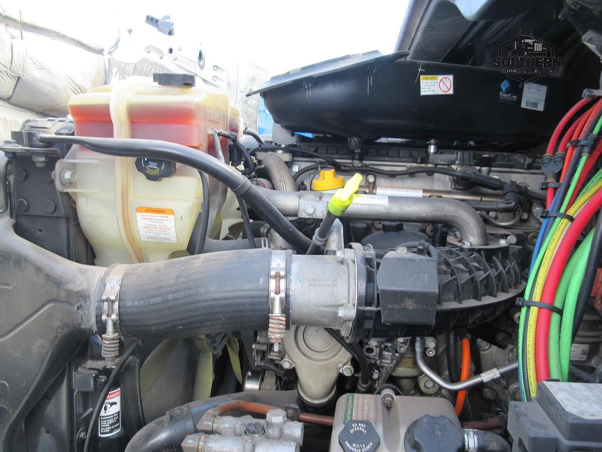 Used 2018 FREIGHTLINER CASCADIA 113