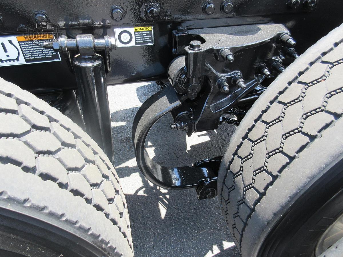 Used 2022 PETERBILT 389