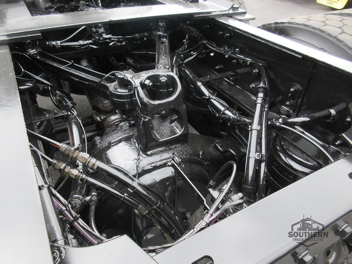 Used 2023 KENWORTH T880