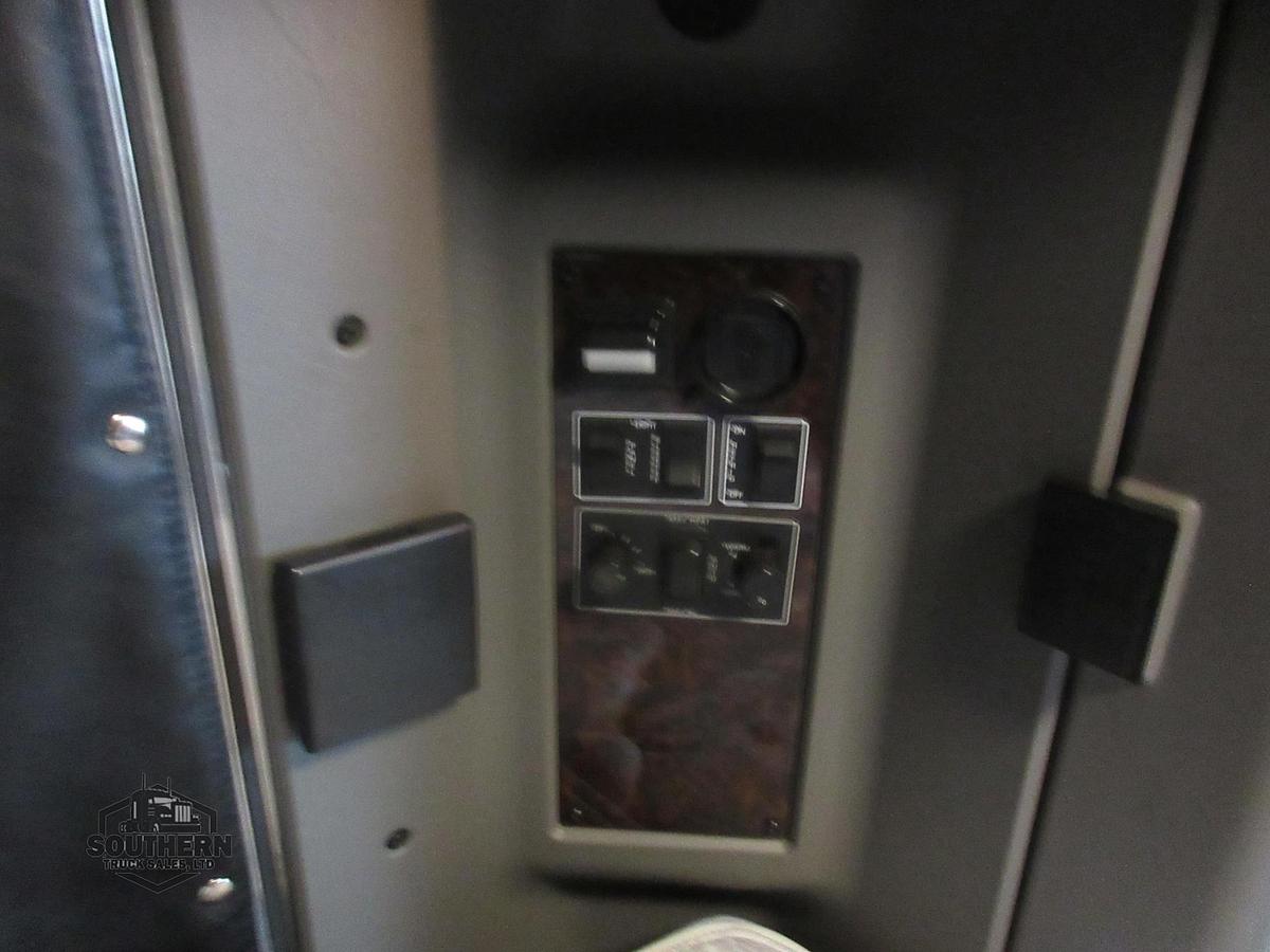 Used 2019 KENWORTH W900L