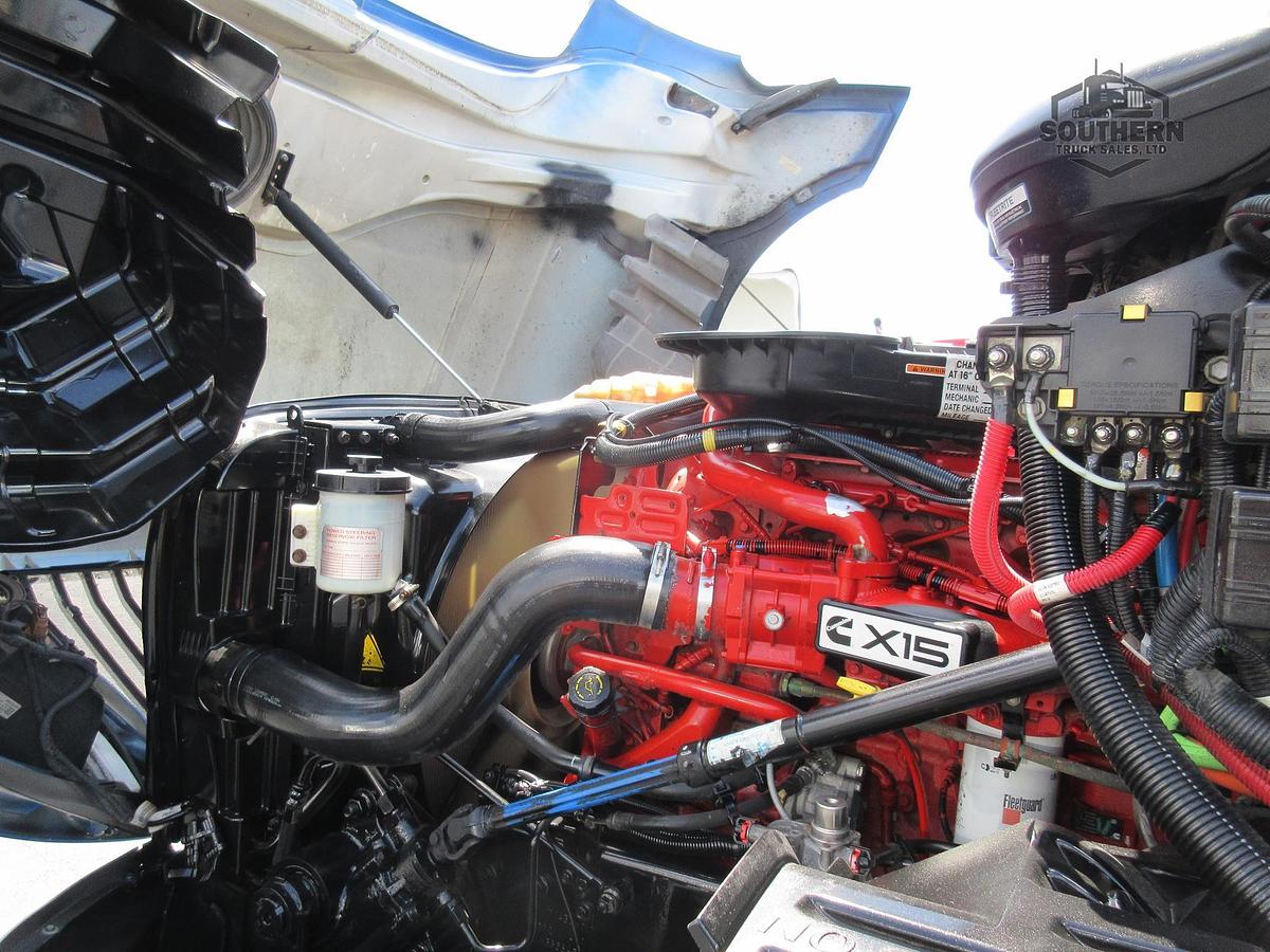 Used 2021 INTERNATIONAL LT