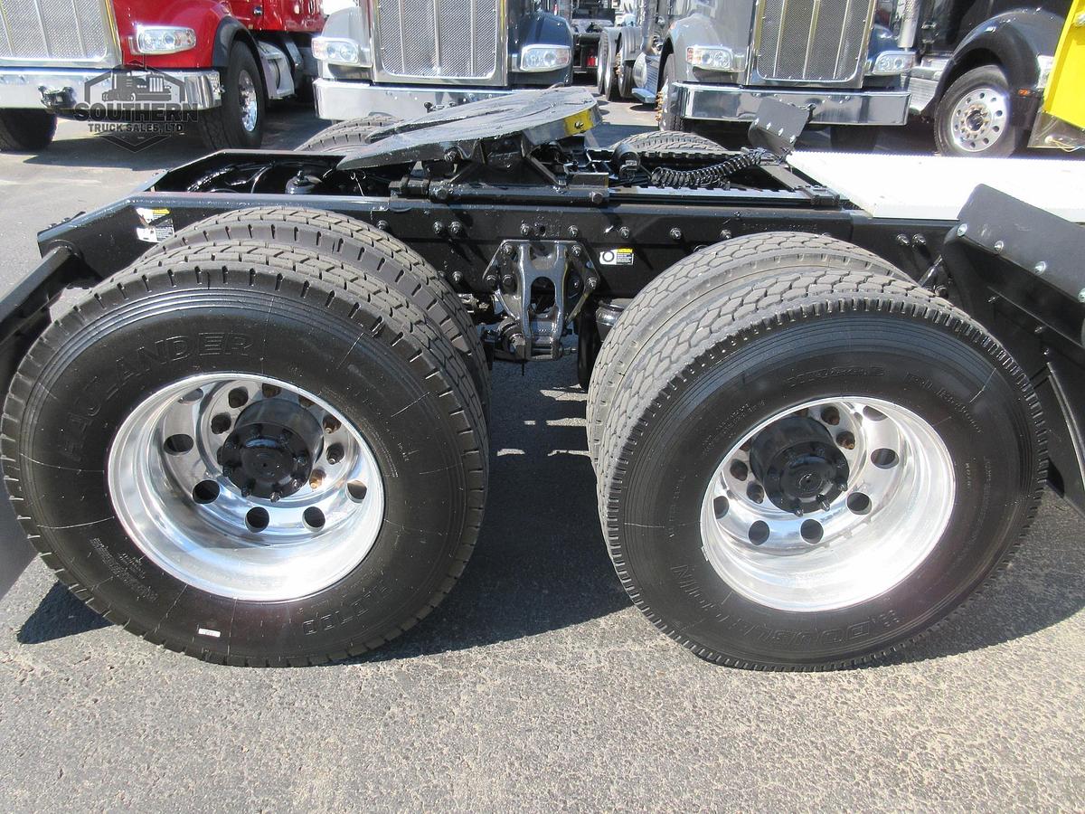 Used 2019 PETERBILT 389