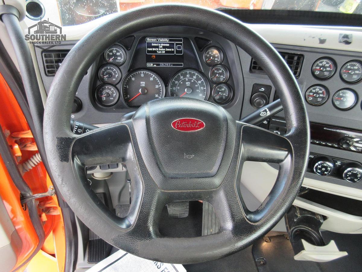 Used 2019 PETERBILT 567