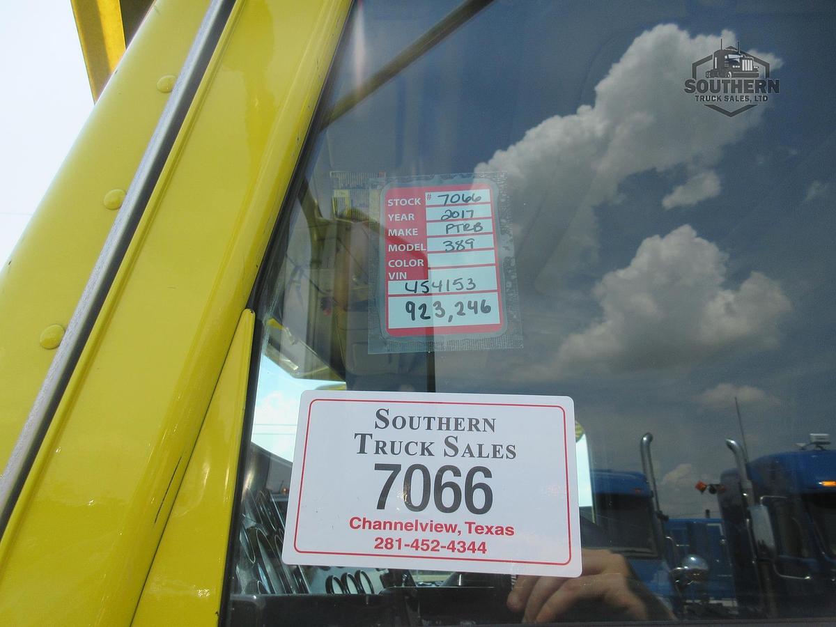 Used 2017 PETERBILT 389