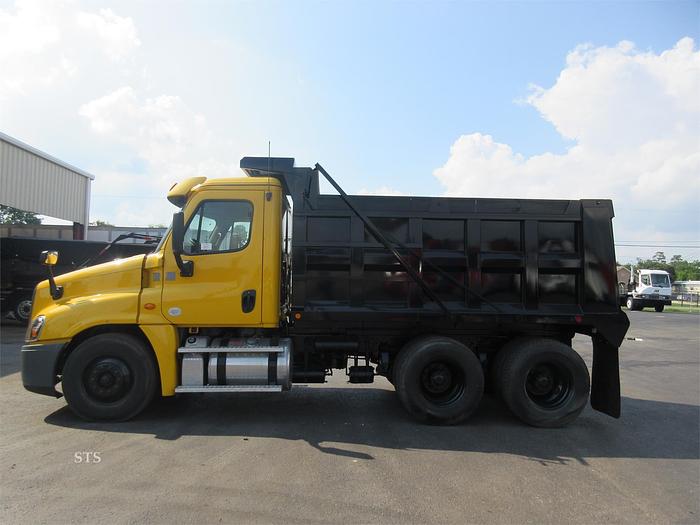 Used 2016 FREIGHTLINER CASCADIA 125
