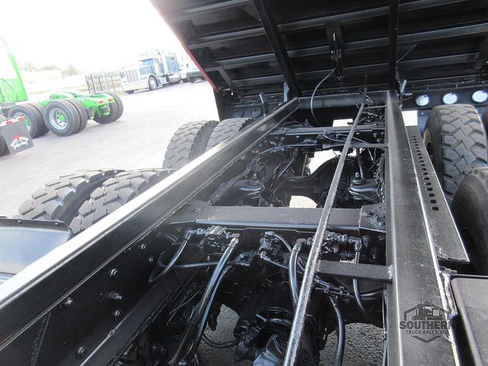 Used 2015 PETERBILT 365