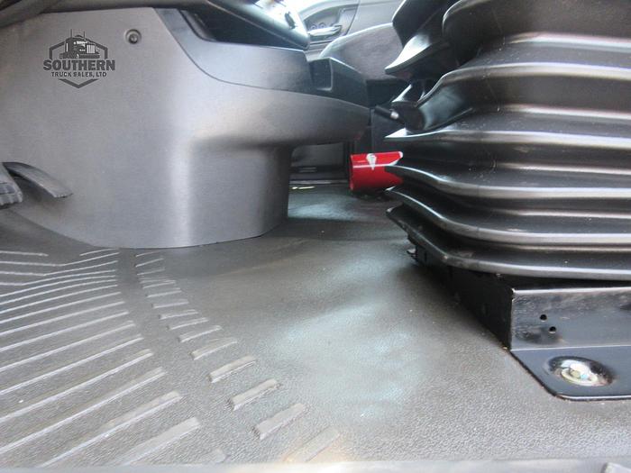 Used 2018 INTERNATIONAL LT