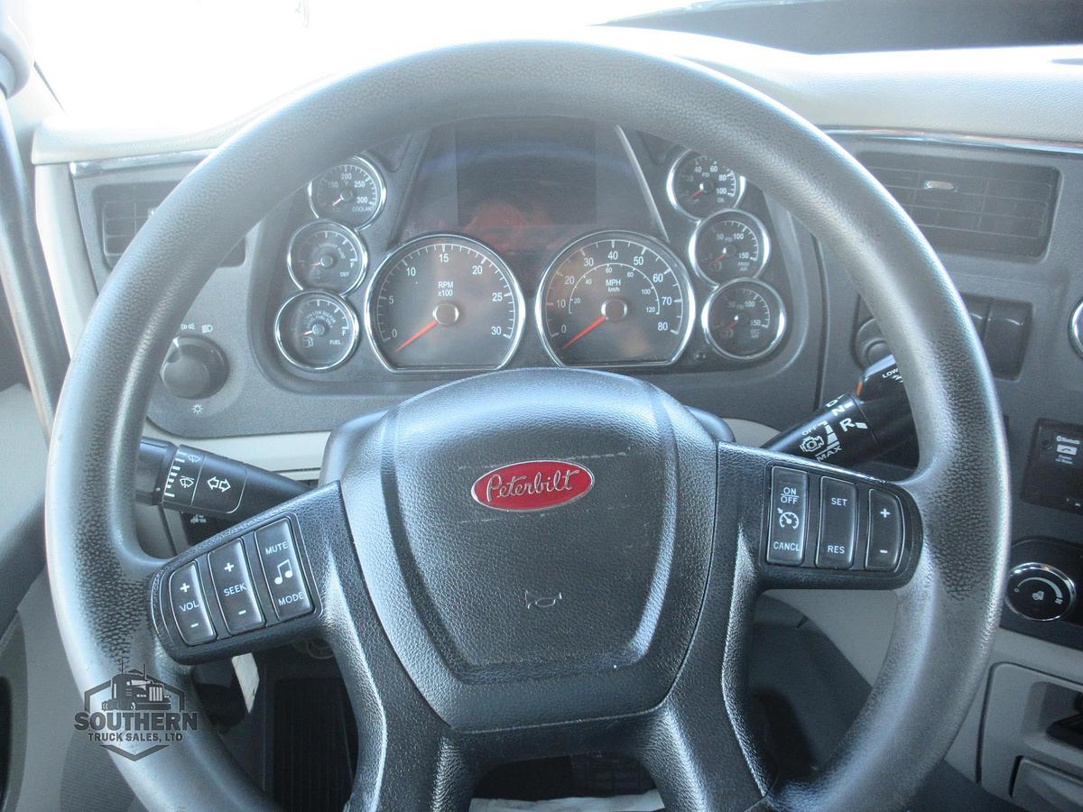 Used 2018 PETERBILT 579