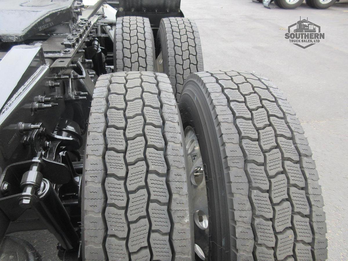 Used 2021 INTERNATIONAL LT