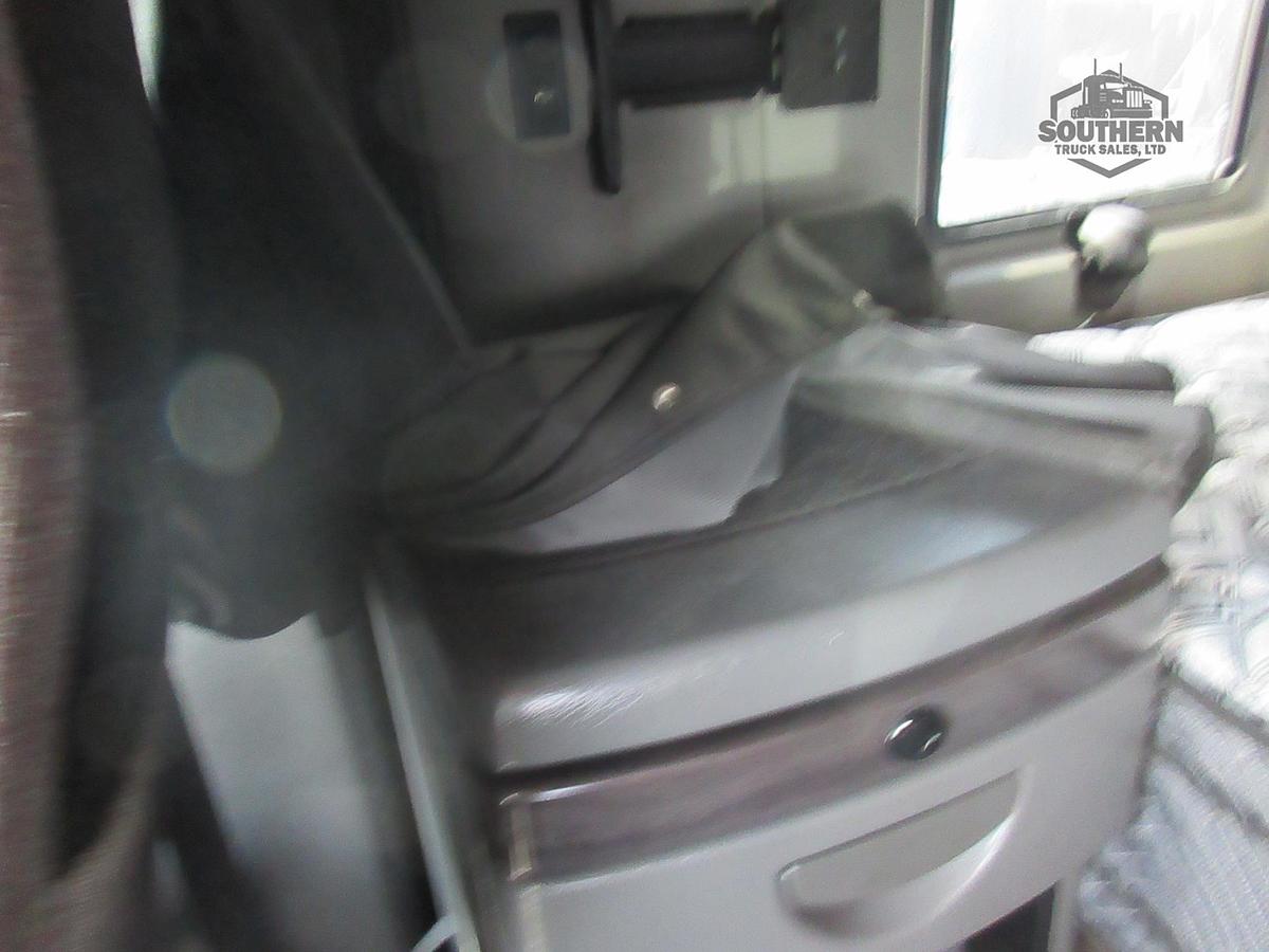 Used 2023 INTERNATIONAL LT