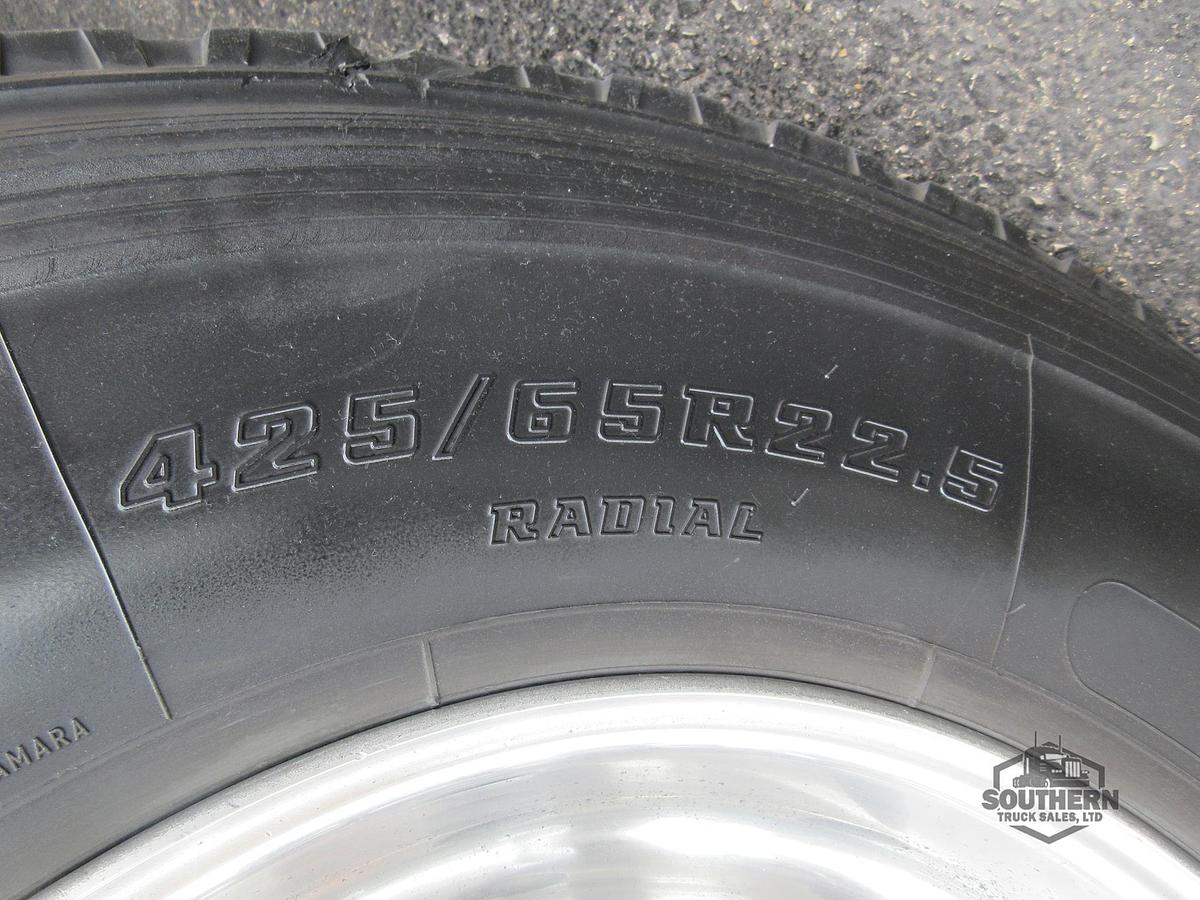 Used 2020 PETERBILT 567