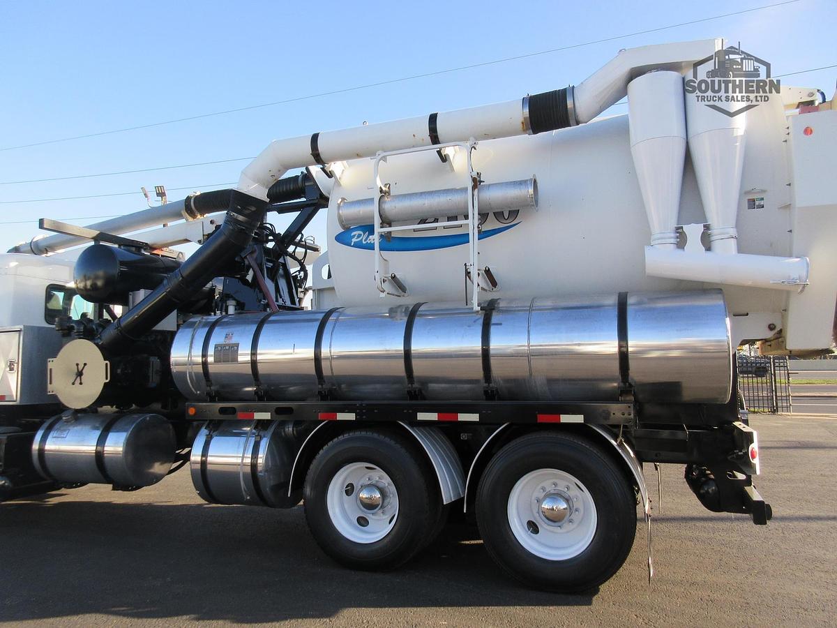 Used 2013 KENWORTH T800