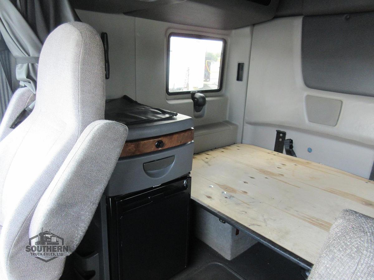 Used 2021 INTERNATIONAL LT