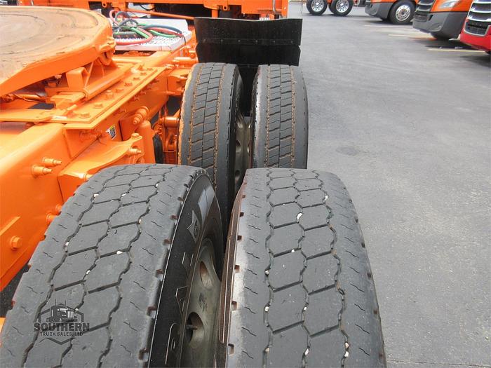 Used 2018 PETERBILT 567