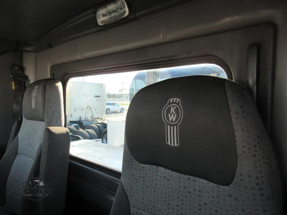 Used 2013 KENWORTH T800