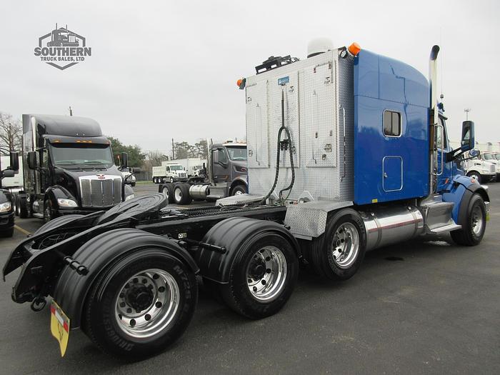 Used 2017 PETERBILT 567