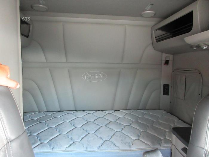 Used 2018 PETERBILT 579