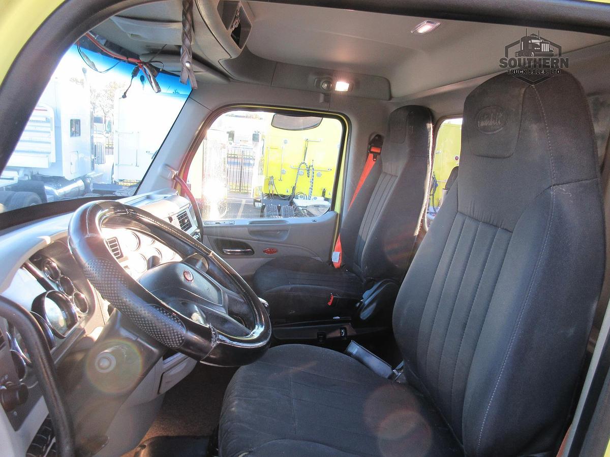 Used 2020 PETERBILT 567