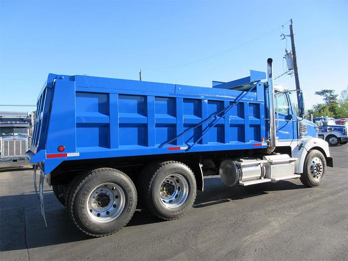Used 2015 FREIGHTLINER CORONADO 122 SD