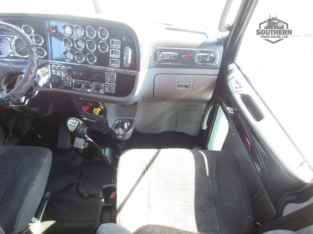 Used 2018 PETERBILT 389